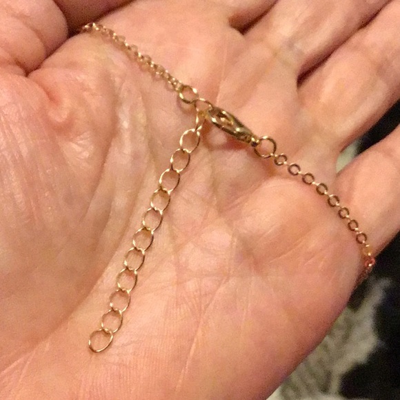 - NEW, Fuchsia Turkish Evil Eye Pendant & Golden Chain Necklace. - Picture 9 of 12